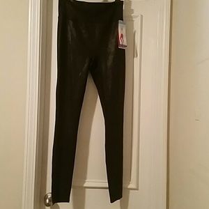 Assets Redhot Label by Spanx Structured Leggings L